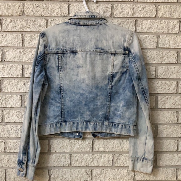 Aeropostale Distressed Acid Wash Crop Jean Jacket - Picture 2 of 5